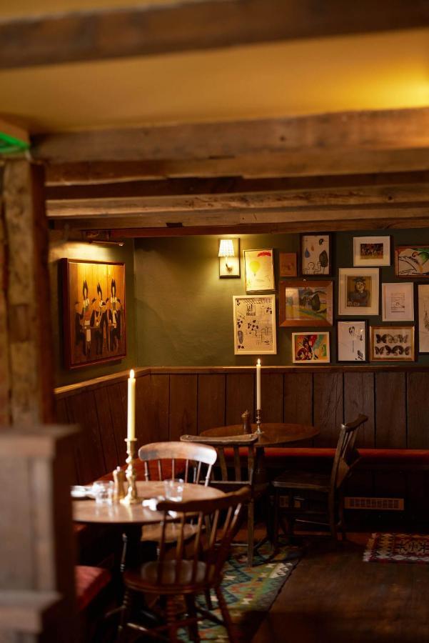 The Queen'S Head Broad Chalke Zewnętrze zdjęcie